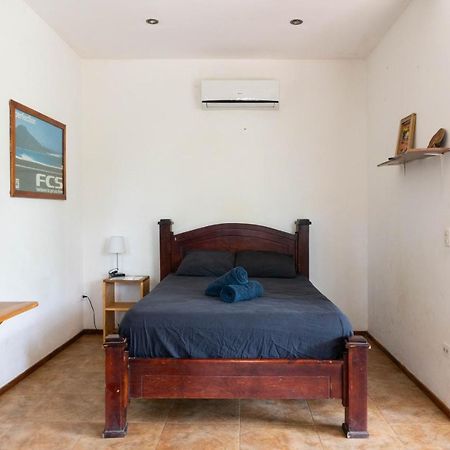 Апартаменти Chicama : Burnt Toast Surfcamp Носара Екстер'єр фото